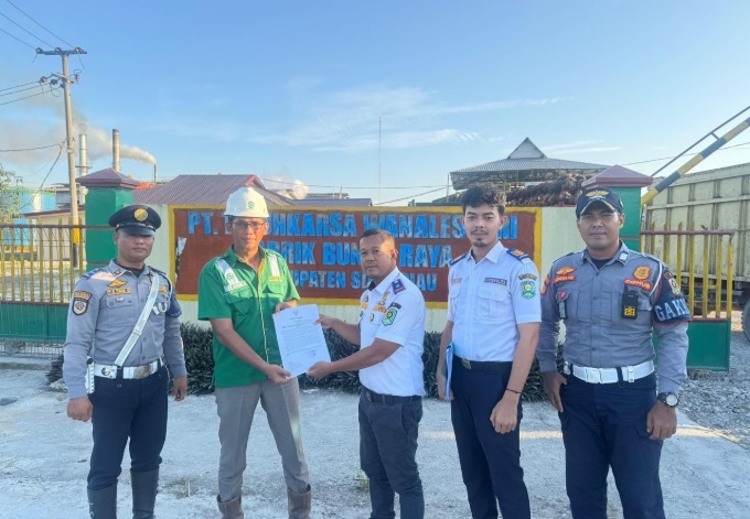Dishub Siak Himbau Truk Angkutan Barang Tidak Melintas pada Jam Sekolah