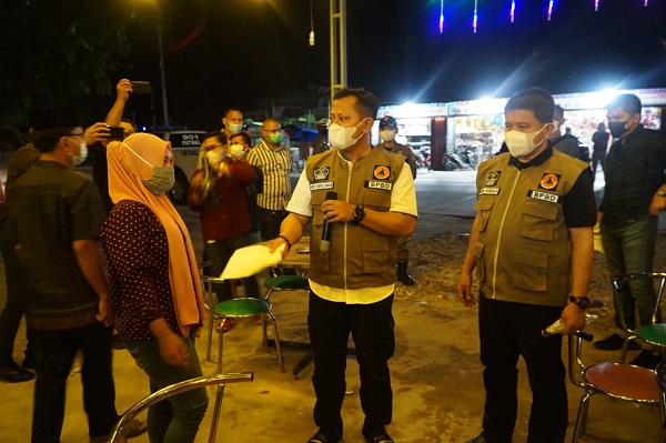 Kapolres dan Plh. Bupati Rohul Turun ke Tambusai Utara Larang Warga Berkerumun dan Buat Keramaian...