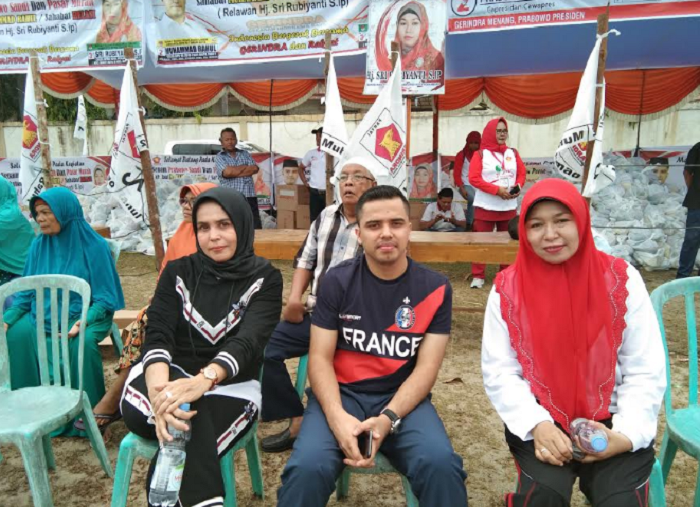 Dipenuhi Relasi, Lapangan Matador  Pekanbaru Jadi 'Lautan Merah'