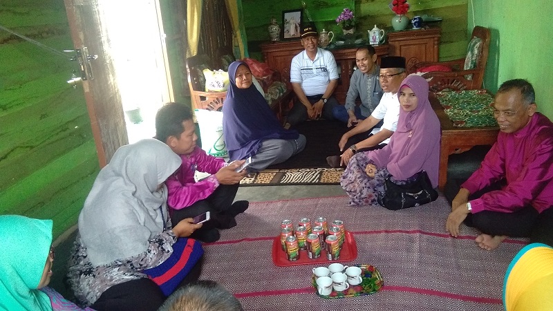 Lewat Program Bukitraya Peduli, Camat Ajak Masyarakat Mampu untuk Berbagi dengan Sesama
