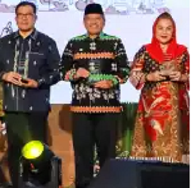 Dukung Pelestarian Aset Pusaka, Bupati Siak Raih Penghargaan Dari Menteri PUPR