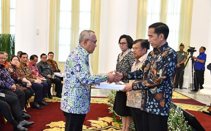 Gubernur Riau Terima DIPA Tahun 2018  Sebesar Rp21,91 Triliun