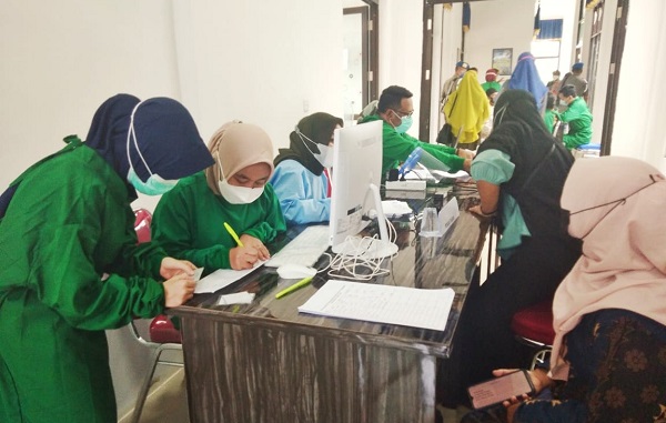 Stok Menipis, Vaksin Covid-19 Diprioritaskan untuk Suntikan Dosis Kedua