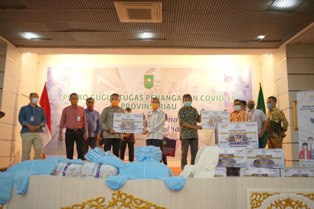 Gubri Syamsuar Terima Bantuan APD dari BMPD Riau dan BUMN