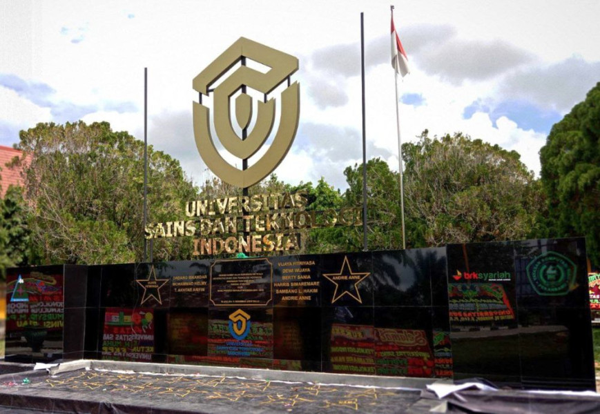Perguruan Tinggi Komputer Pertama di Riau Resmi Jadi USTI