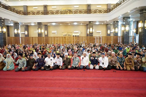 Rumah Sakit Awal Bros Kota Dumai Menyalurkan Zakat Untuk 1700 Masyarakat