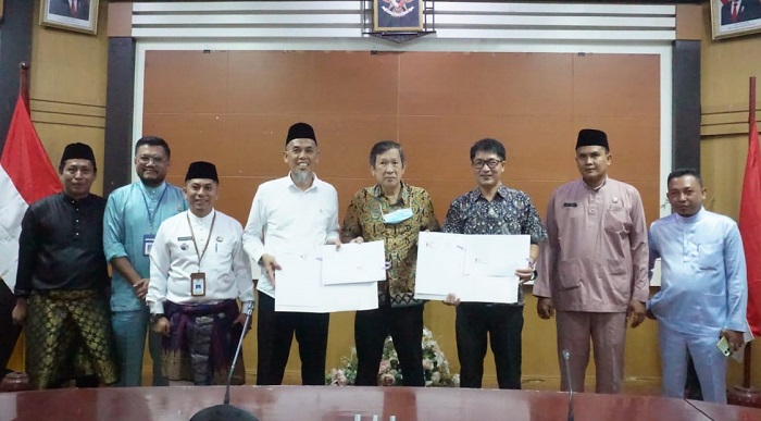 Wali Kota Apresiasi Pembangunan Sekolah, Rumah DInas Camat dan Kantor Lurah oleh PT Apical