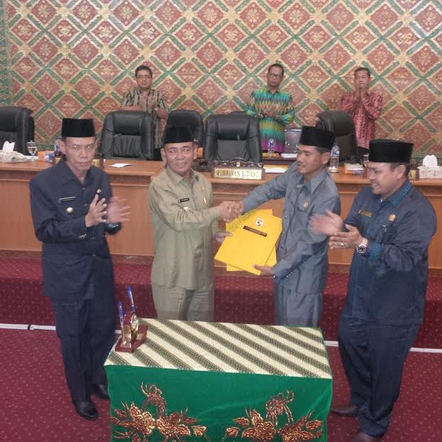 ALHAMDULILLAH...RPJMD Pelalawan 2016-2021 Disahkan DPRD