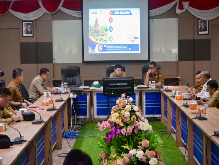 Sekda Kampar Pimpin Rakor Evaluasi Pemenuhan Indikator MCSP-RBS 2026