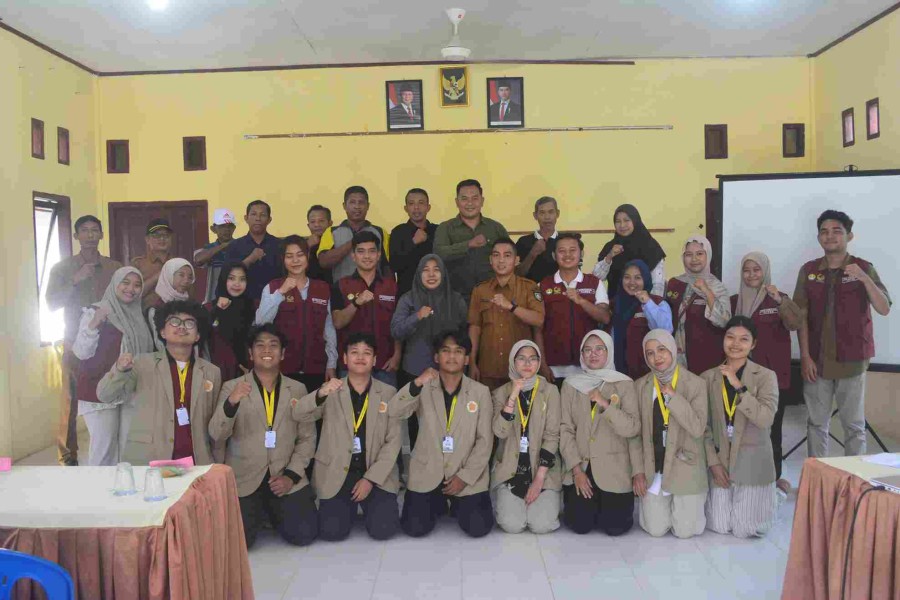 Pj. Kades Mentayan Terima Audiensi Tim KKN-PPM UGM Binar Bengkalis dan Tim Kukerta UNRI