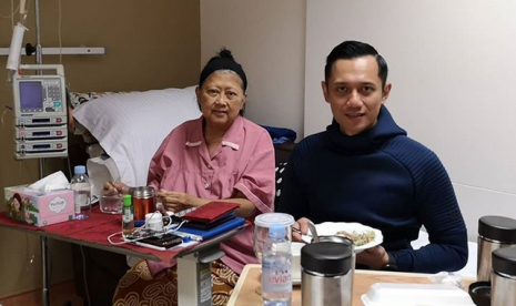 Ani Yudhoyono Kembali Masuk ICU, Ini Penjelasan AHY 