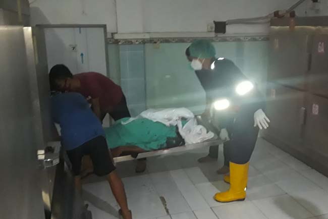 Mengerikan! Lagi Saat Salat Magrib, Paman Tewas Dibantai Keponakan Sendiri