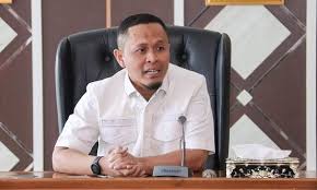 Pemko Tata Simpang Sebidang Arifin Ahmad Jadi Ikon Pekanbaru
