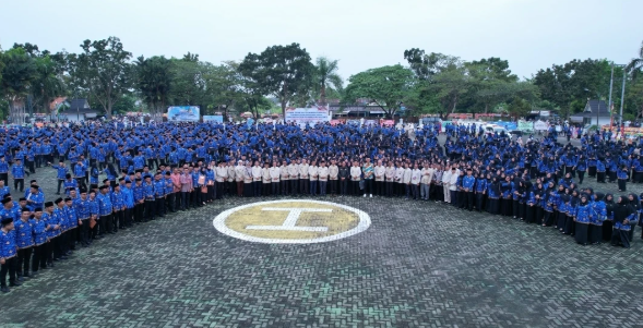 Bupati Asmar Serahkan 1.670 SK PPPK Paruh Waktu