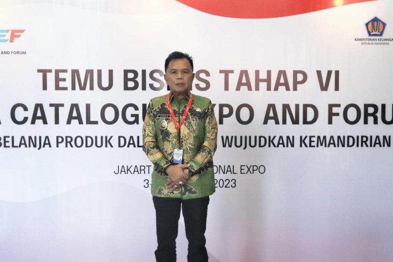Plt Bupati Asmar Hadiri Temu Bisnis di JIExpo