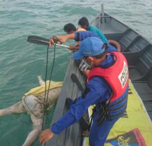 Satpolair Temukan Tubuh Andung Bin Syukri di Perairan Beting Aceh