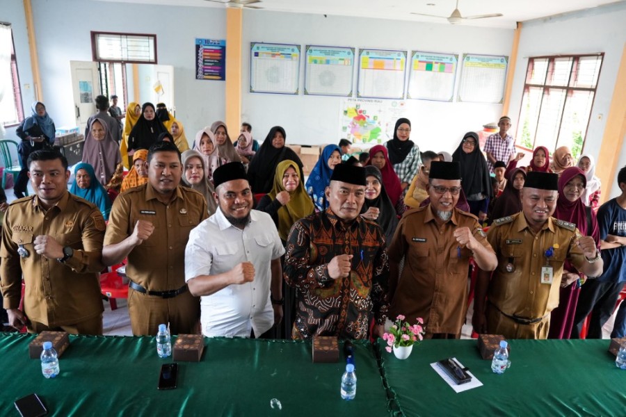 PT Pelabuhan Dumai Berseri Peduli dengan Khitanan Massal dan Pembagian Sembako