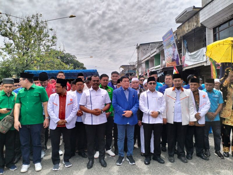 Ribuan Warga Rohul Antarkan 