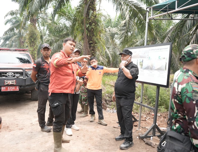 Karhutla Hampir 60 Hektare di Dayun, Pemkab Siak Tambah Alat Berat dan Percepat Sekat Kanal