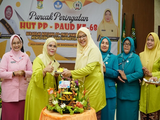Puncak Peringatan HUT PP-PAUD ke-68 Digelar Meriah di Kabupaten Kampar