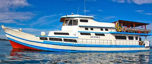 Bawa 17 Turis Brazil, KM Alyssa  Bocor di Perairan Mentawai