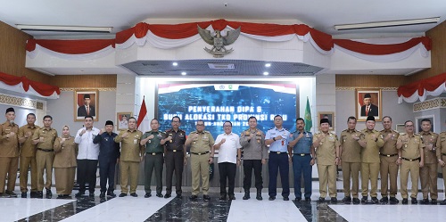 Pemko Pekanbaru Terima DIPA dan Buku Daftar Alokasi TKD 2024 dari Pusat