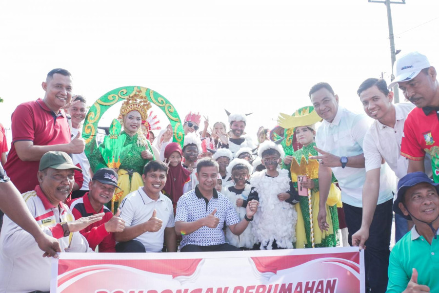 Pj Sekda Kampar, Ahmad Yuzar  Buka Jalan Santai di Desa Rimbo Panjang