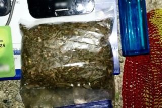 Avsec Bandara SSK II Bongkar Pengiriman Paket Ganja Hampir 1 Kilogram