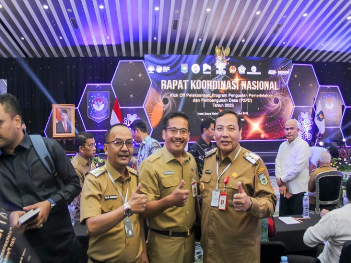Bersama Mendagri dan Panglima TNI, Pj Bupati Kampar Hadiri Langsung Rakornas Kick Off P3PD tahun 2023 Di Jakarta.