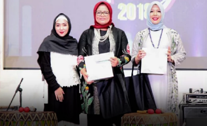 SELAMAT... Nur Asia, Istri Sandiaga Uno Dinobatkan Sebagai The Most Inspiring Muslimah 2018