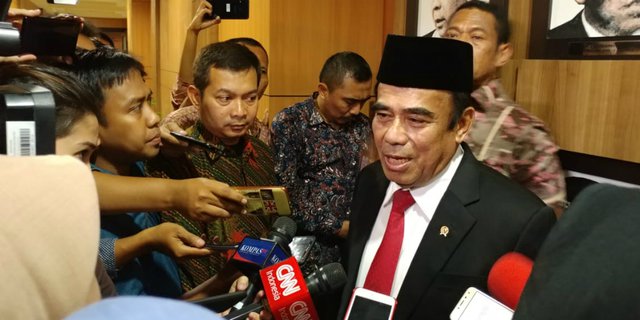 Fachrul Razi Minta Pegawai BUMN Keluar kalau Ada yang Benci Pemerintah, Menteri Agama Kok Ngurusin BUMN?