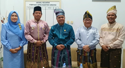Wabup  Inhu Hadiri Paripurna Hari Jadi ke-27 Kuansing