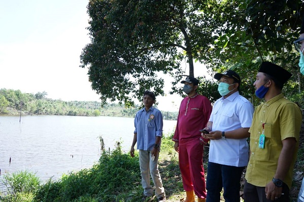 Wakil Bupati Siak Tinjau Danau Telago Batun Bungsu di Minas Jaya