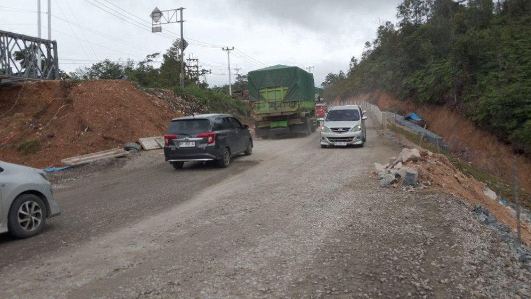 Lalu Lintas di  Tanjung Alai Sudah Dibuka Dua Arah