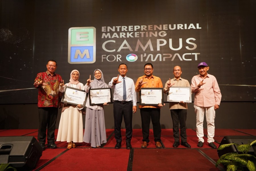 UIR Raih Penghargaan Campus Entrepreneurial Marketing Award Riau 2026