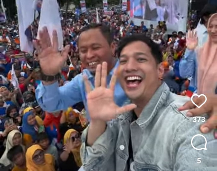 Massa Pendukung Agung-Markarius Penuhi Lapangan Sapta Taruna