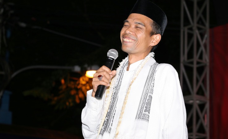 HOAX...Ustadz Abdul Somad Bantah Dukung Jokowi 2 Periode