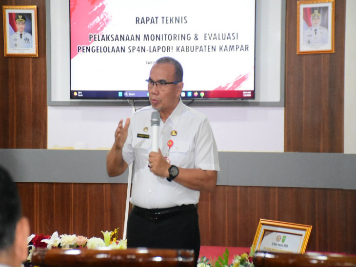 Kadis Kominfo dan Persandian Kampar Pimpin Rapat Teknis Monitoring dan Evaluasi Pengelolaan SP4N LAPOR
