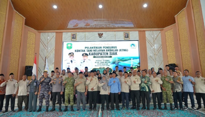 Lantik Pengurus KTNA,  Pemkab Siak  Siap Dampingi Petani dan Nelayan