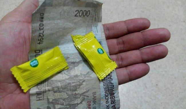 Bandel, Pemkab Pelalawan Siapkan Sanksi Tegas untuk Alfamart dan Indomaret yang Tukar Uang Kembalian dengan Permen 