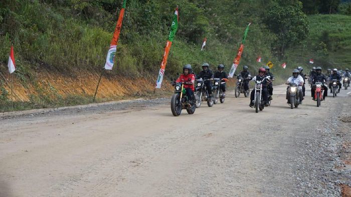 Naik Motor Custom, Presiden Jokowi Kunker ke Perbatasan RI-Malaysia, Ini Penampakannya