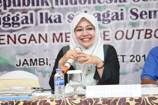 Daftar ke PDIP Riau, Iin Cuma Incar Kursi Wagub di Pilgubri 2018