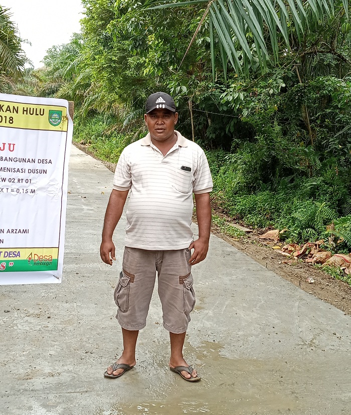 Pembangunan Jalan Semenisasi di Desa Sukamaju-Rohul Selesai Dikerjakan