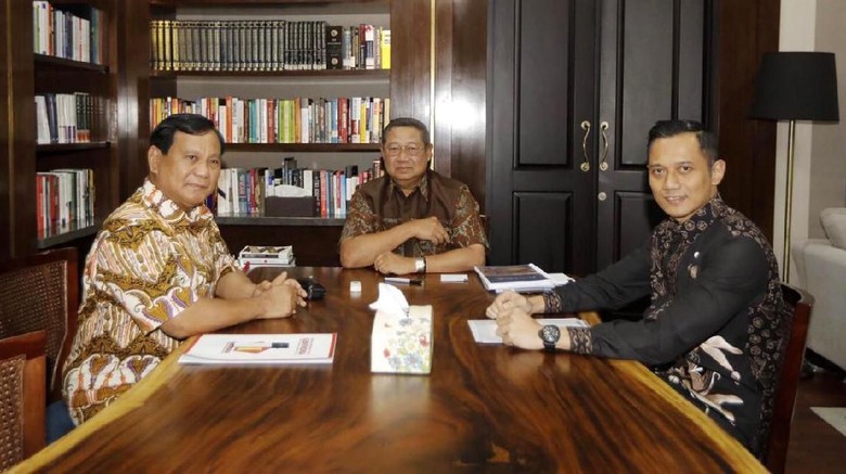 TAK TAKUT... Kiai Ma'ruf Amin Anggap Pertemuan Prabowo-SBY Bukan Ancaman, 'Biasa-biasa Saja'