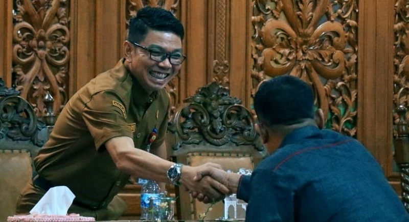 Pj. Sekda Kuansing Hadiri Paripurna Pandangan Umum Fraksi Terkait Ranperda RPJPD dan Bantuan Hukum Masyarakat Miskin