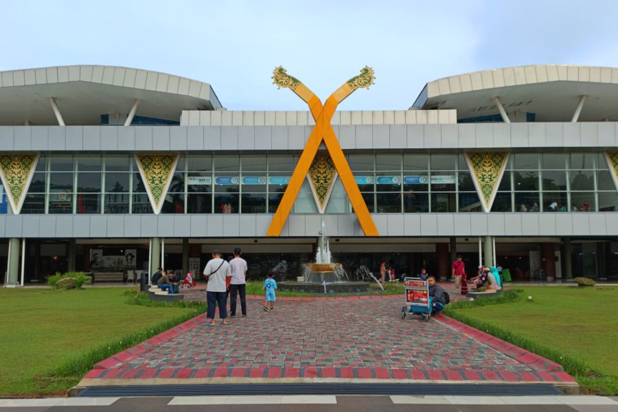 Kejayaan Kerajaan Siak hadir di Bandara SSK II Pekanbaru