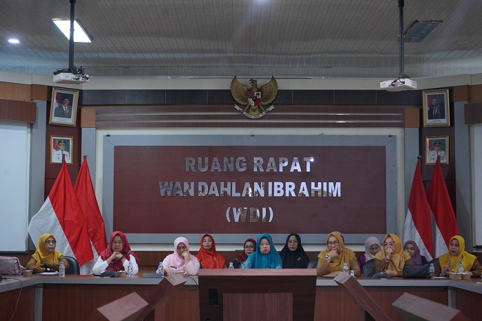 Ketua TP Posyandu Kota Dumai Ikuti Rapat Virtual Sosialisasi Renstra Posyandu