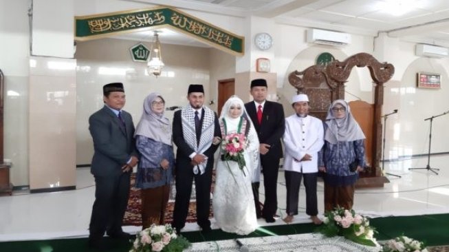 Niat Menimba Ilmu, Pemuda Pemuda Palestina Ini Malah Kepincut Cewek Cantik Wonogiri, Begini Kisah Cinta Unik Mereka