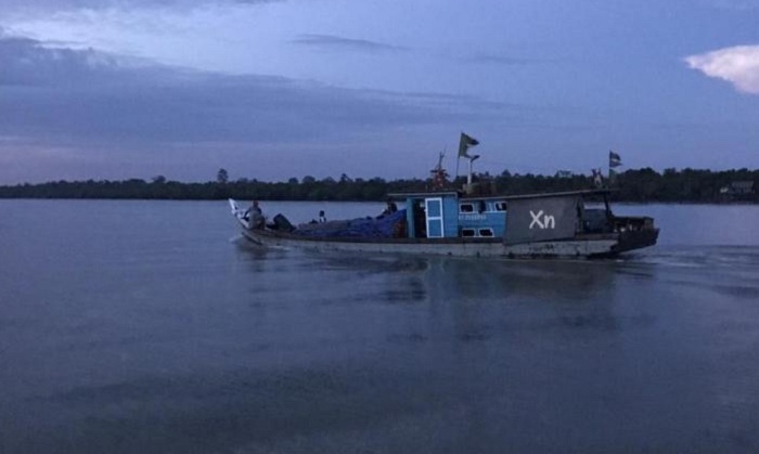 Dua Kapal Diamankan di Perairan Bengkalis, 'Pergi Bawa Kayu, Pulang Bawa Bawang'