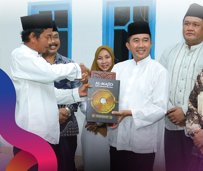 Plh Sekda Siak ajak Perbanyak Membantu Masyarakat yang Membutuhkan